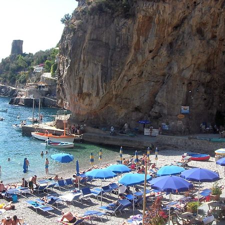 Hotel La Conchiglia Praiano Eksteriør billede